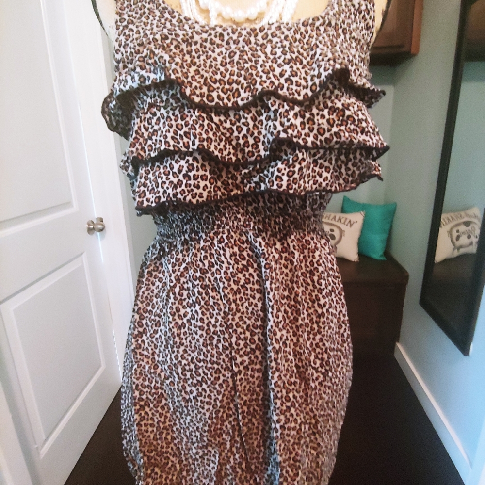 Dress - Picture 2 of 3